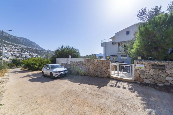 Image No.8-3 Bed Apartment for sale