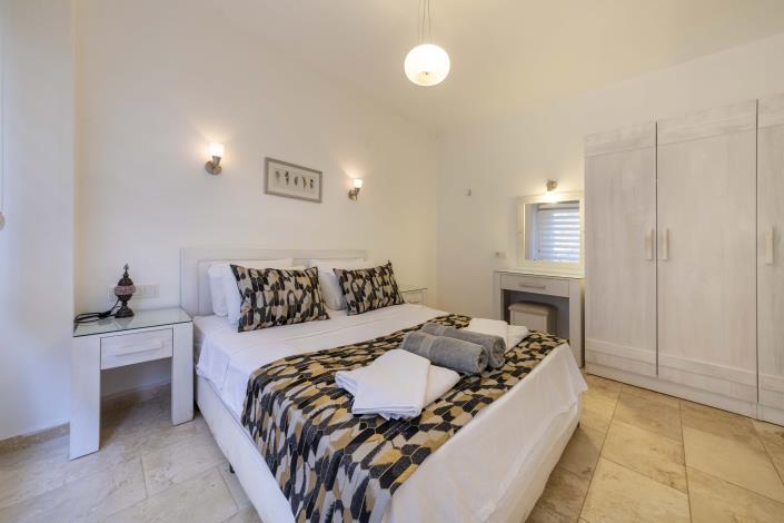 Image No.31-3 Bed Apartment for sale