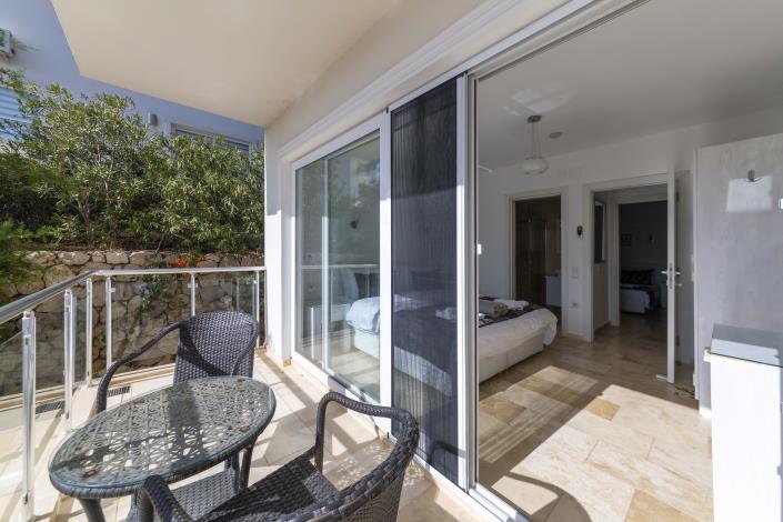 Image No.40-3 Bed Apartment for sale