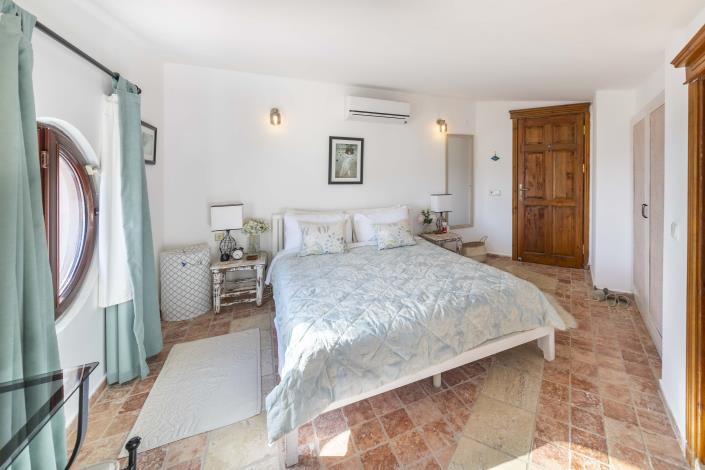 Image No.29-2 Bed Apartment for sale