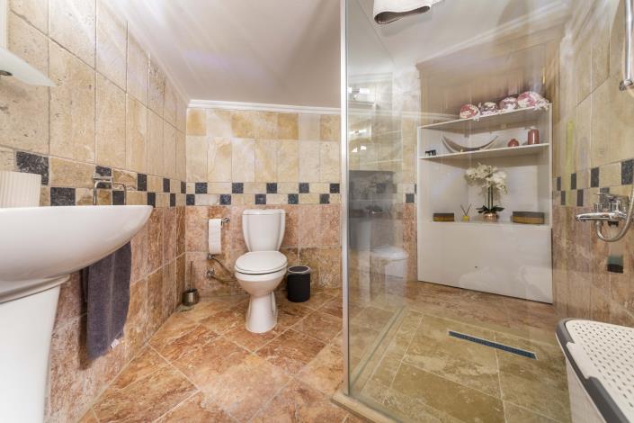 Image No.35-2 Bed Apartment for sale