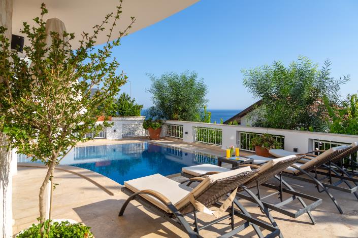 Image No.10-4 Bed Villa for sale