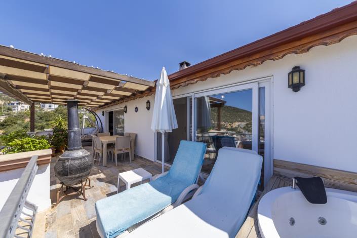 Image No.20-3 Bed Apartment for sale