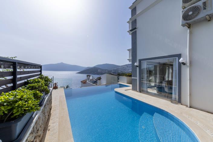 Image No.4-4 Bed Villa for sale