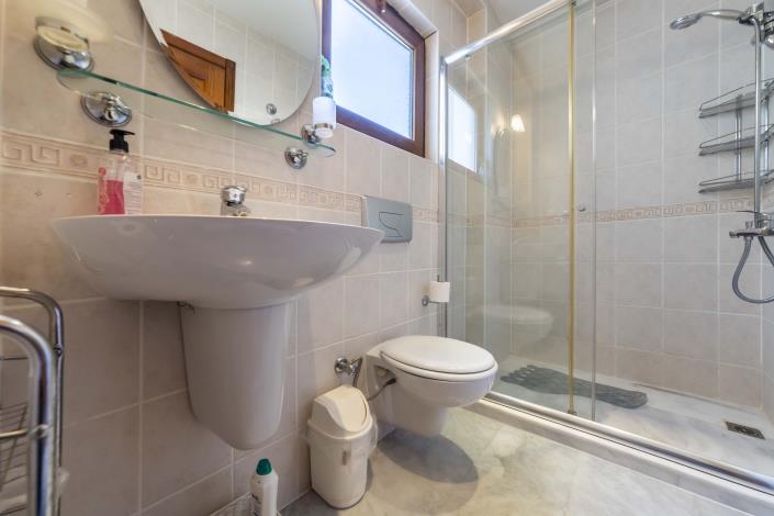 Image No.53-4 Bed Villa for sale