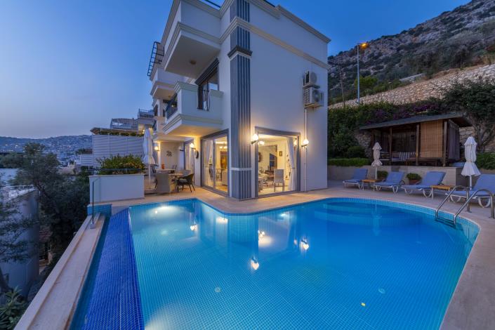 Image No.59-4 Bed Villa for sale