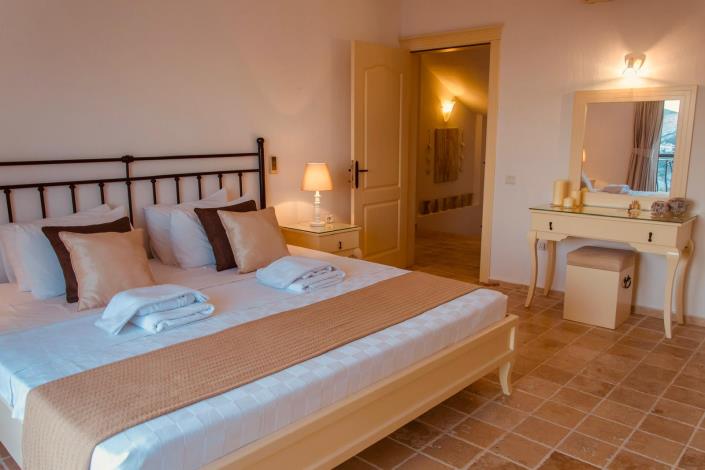 Image No.42-3 Bed Villa for sale