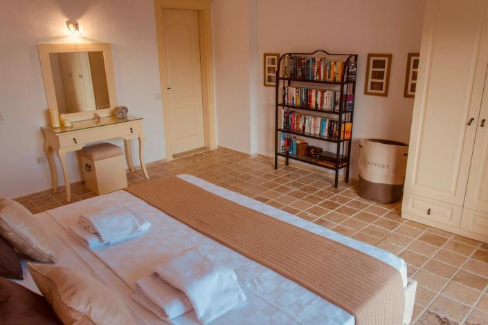 Image No.43-3 Bed Villa for sale