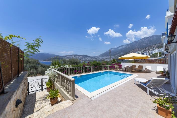 Image No.10-4 Bed Villa for sale