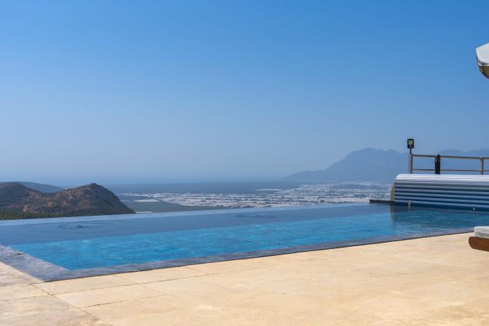 Image No.2-4 Bed Villa for sale