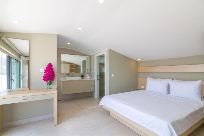 Image No.39-5 Bed Villa for sale