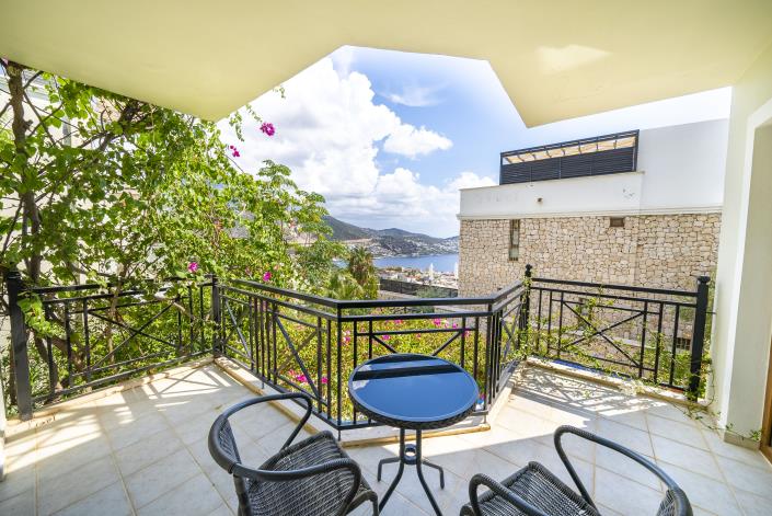 Image No.52-4 Bed Villa for sale