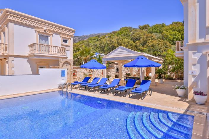 Image No.4-5 Bed Villa for sale