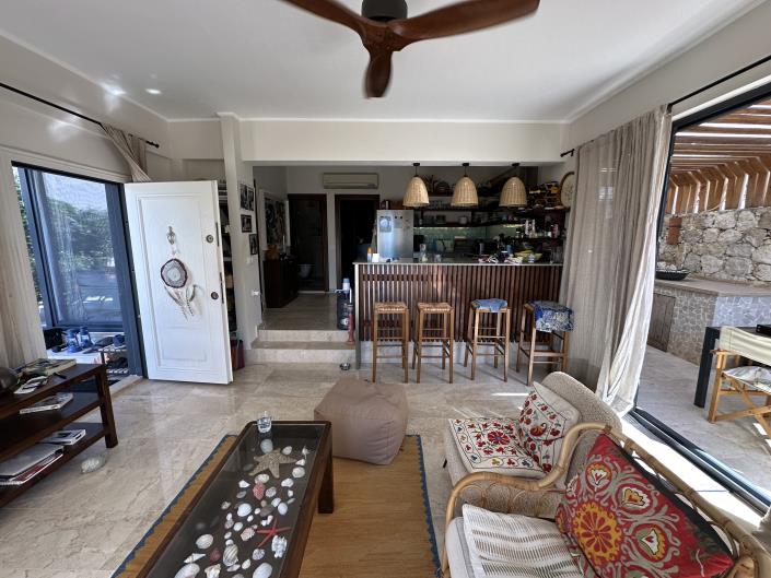 Image No.17-2 Bed Apartment for sale