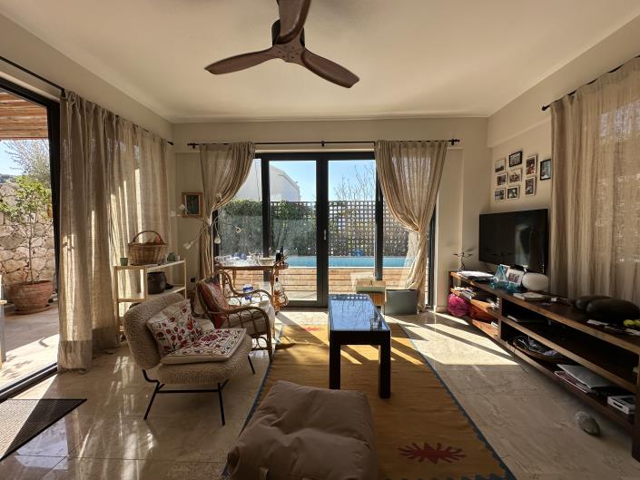 Image No.21-2 Bed Apartment for sale