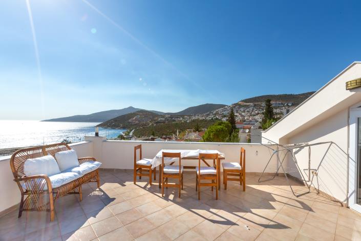 Image No.3-4 Bed Villa for sale