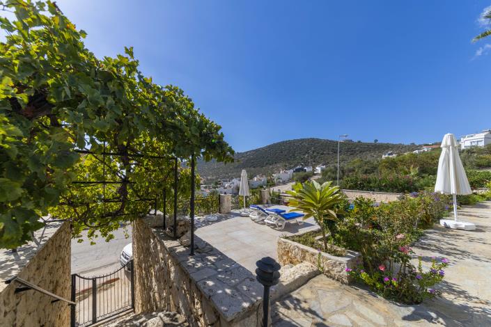 Image No.13-3 Bed Apartment for sale