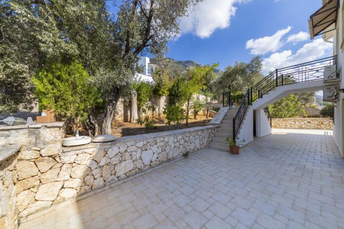 Image No.19-3 Bed Apartment for sale