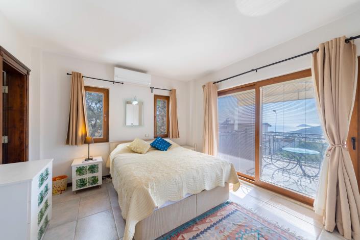 Image No.47-3 Bed Apartment for sale