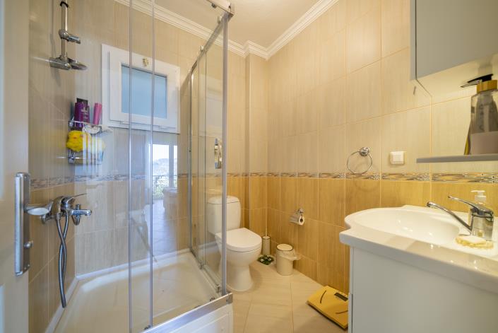 Image No.40-2 Bed Apartment for sale