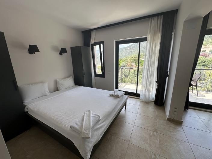 Image No.3-2 Bed Apartment for sale