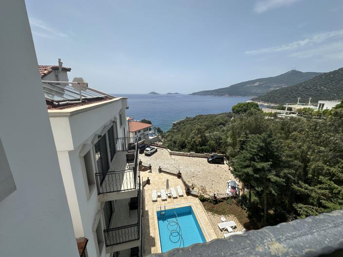 Image No.19-2 Bed Apartment for sale