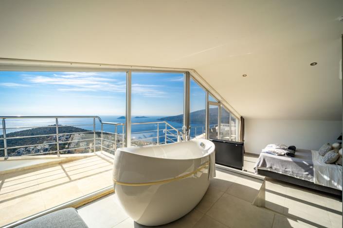 Image No.26-3 Bed Villa for sale