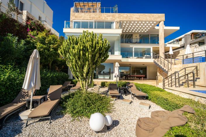 Image No.5-5 Bed Villa for sale