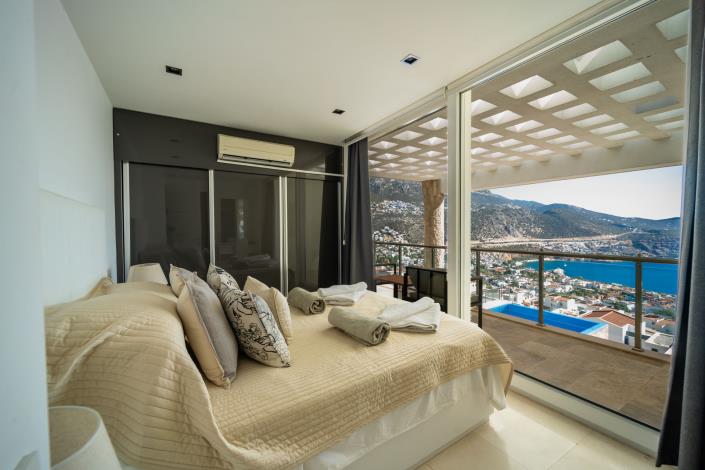 Image No.20-5 Bed Villa for sale