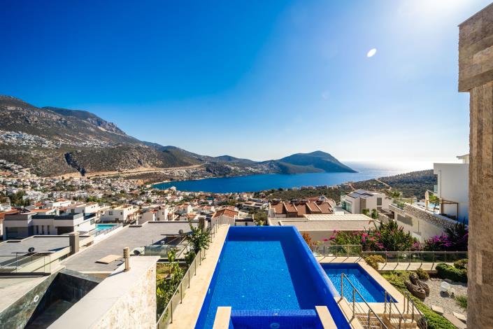 Image No.6-5 Bed Villa for sale