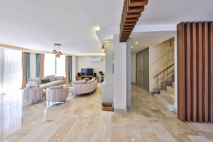 Image No.28-5 Bed Villa for sale