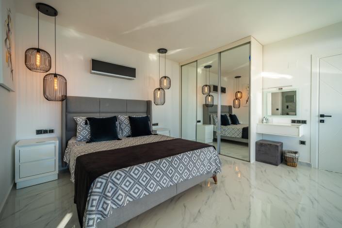 Image No.29-3 Bed Villa for sale