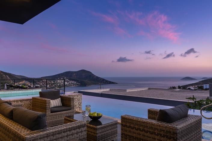 Image No.5-4 Bed Villa for sale