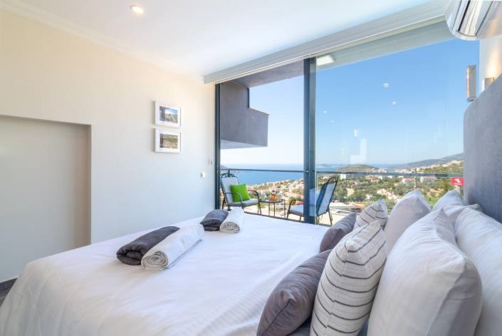 Image No.18-4 Bed Villa for sale