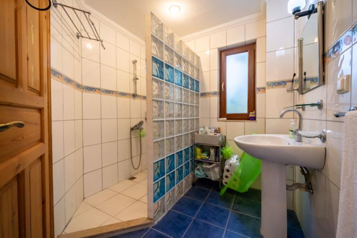 Image No.42-4 Bed Villa for sale