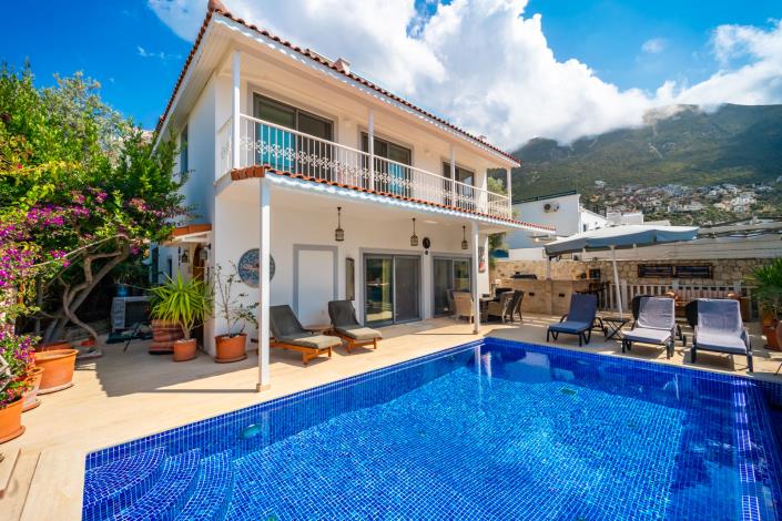 Image No.9-5 Bed Villa for sale