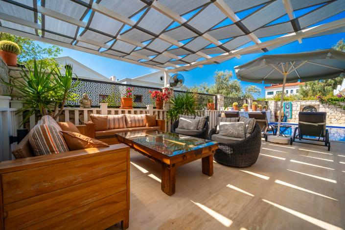 Image No.17-5 Bed Villa for sale