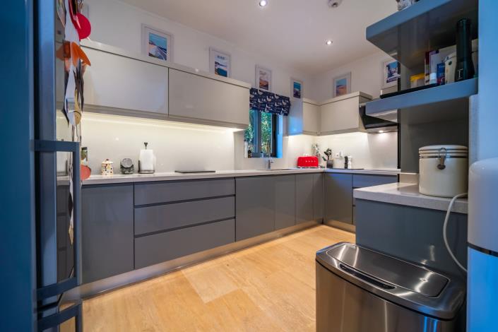 Image No.33-5 Bed Villa for sale