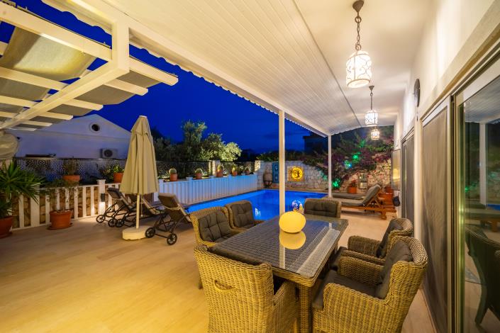 Image No.6-5 Bed Villa for sale