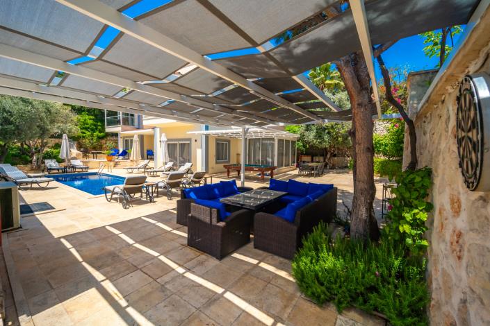 Image No.10-5 Bed Villa for sale