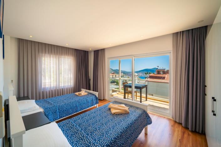 Image No.32-5 Bed Villa for sale