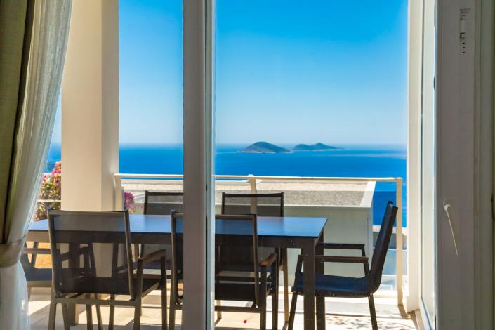 Image No.3-3 Bed Villa for sale