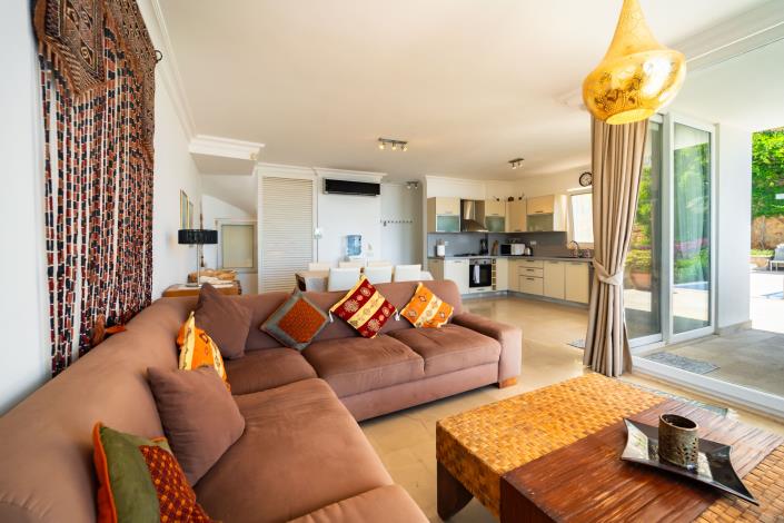 Image No.9-3 Bed Villa for sale