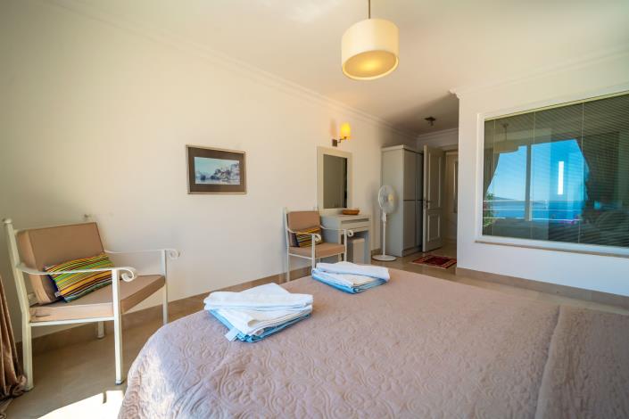 Image No.22-3 Bed Villa for sale