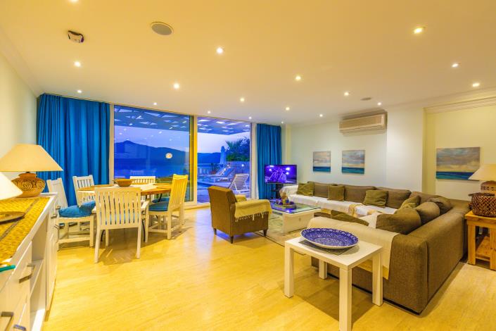 Image No.15-5 Bed Villa for sale