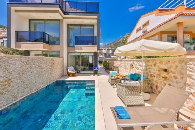 WhatsApp-Image-2025-04-23-at-16-08-27--4-