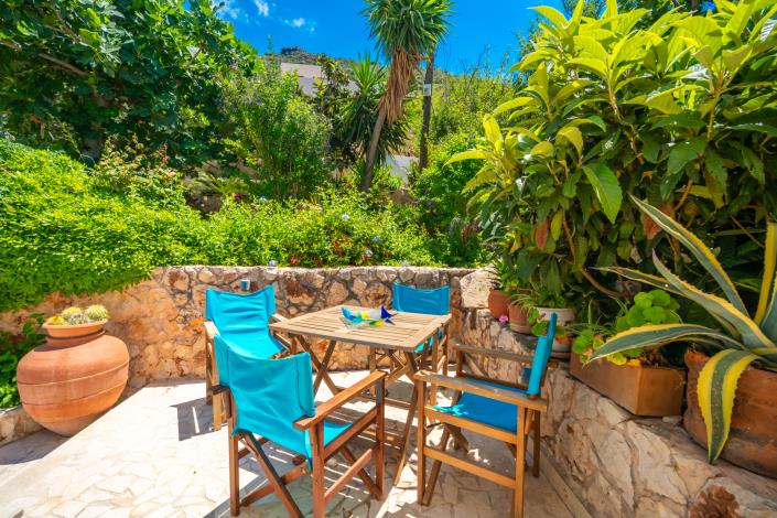 Image No.9-1 Bed Villa for sale