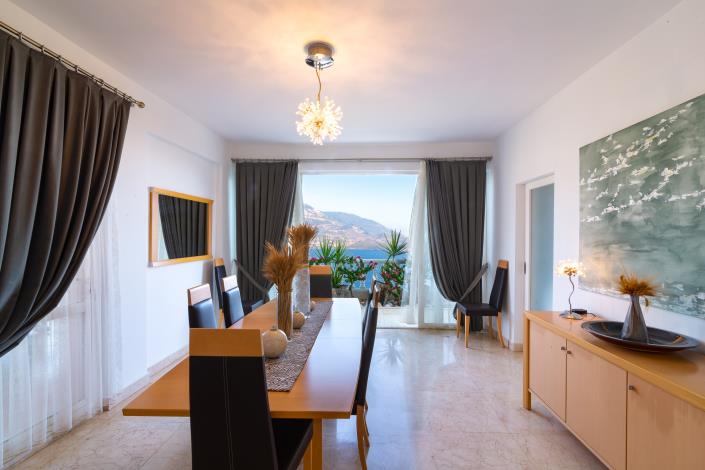 Image No.13-9 Bed Villa for sale