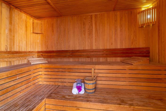 Image No.36-9 Bed Villa for sale