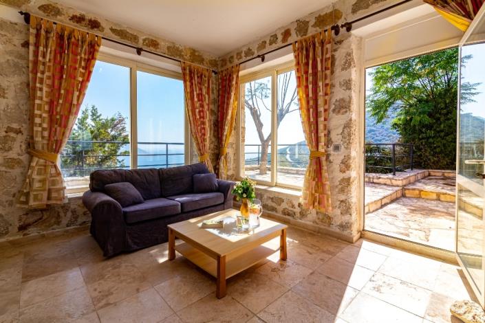 Image No.41-9 Bed Villa for sale